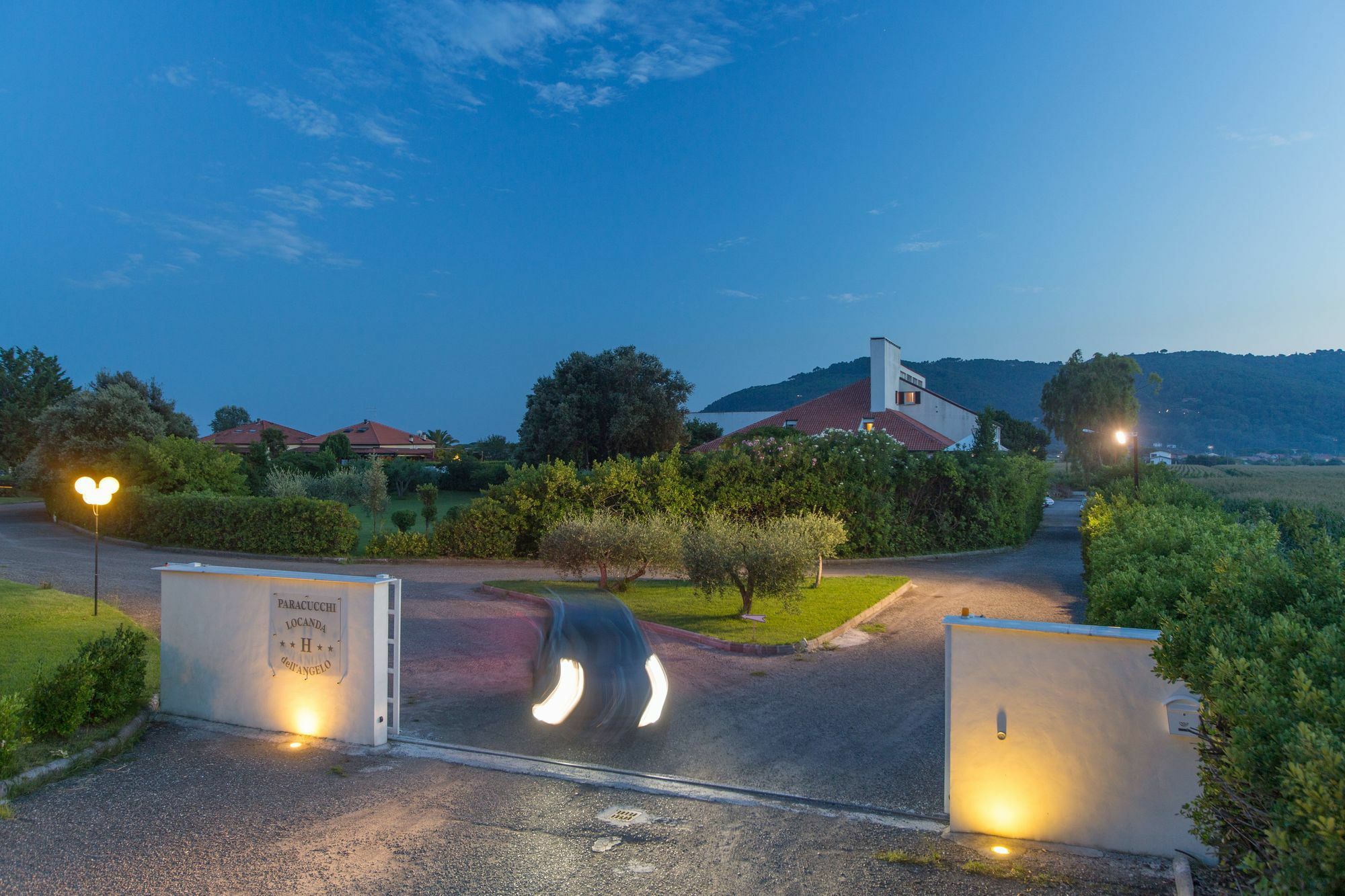 Locanda Dell'Angelo Luni Exterior foto